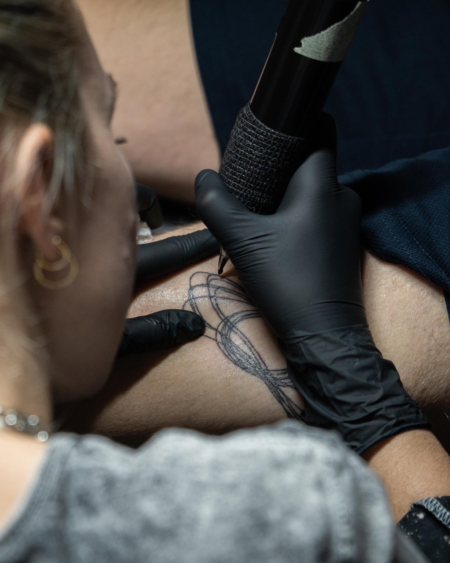 LayerLayer tattooing, photo credit @dotsandlines.io